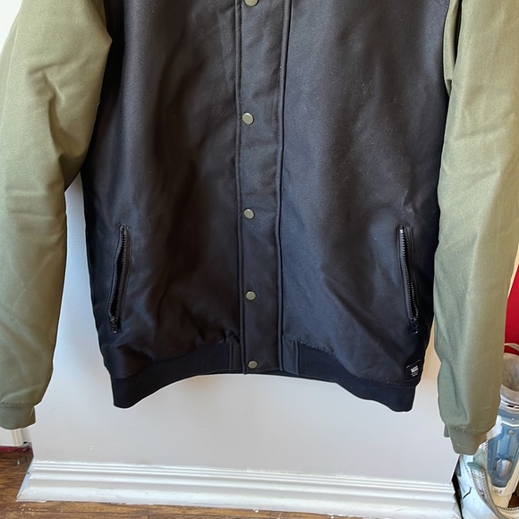 Vans MTE Varsity Snowboard Jacket - Picture 2 of 3